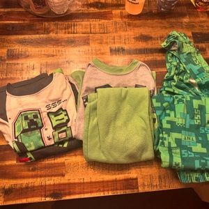 Boys 6pairs Licensed pajamas size 8 Medium Lot